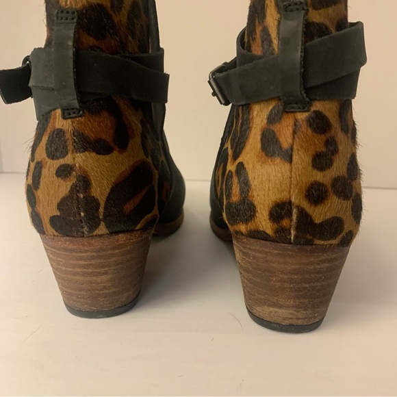 Boden Genuine Leather Wood Block Stacked Heel Calf-Hair Ankle Booties Size 39 - Picture 7 of 16